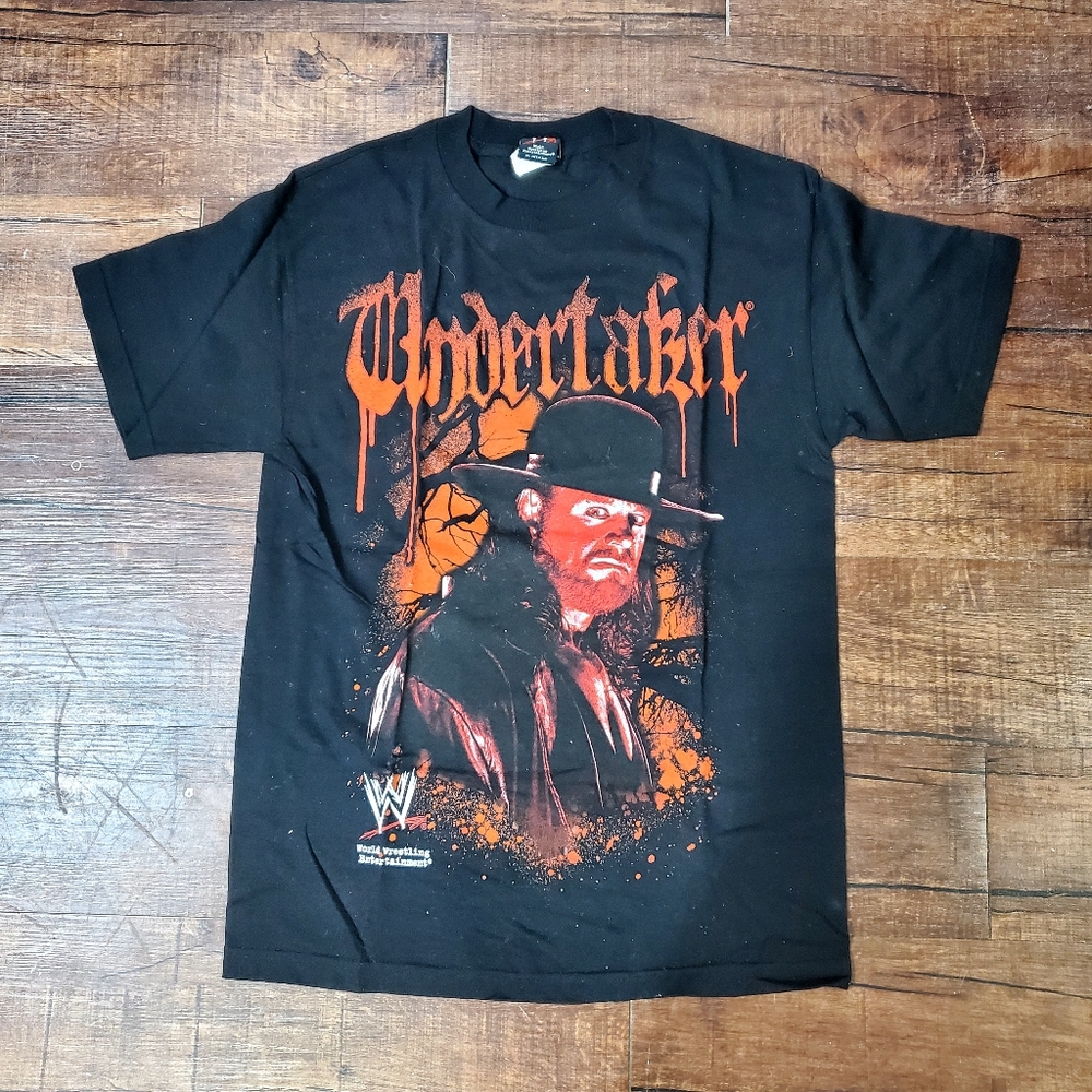 The Undertaker WWE T-shirt size Med
